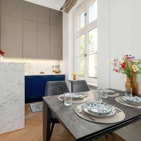 Appartamento Stylish Near The Park Centre Of By Renters *
