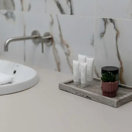 Stylish Near The Park Centre Of By Renters Poznań